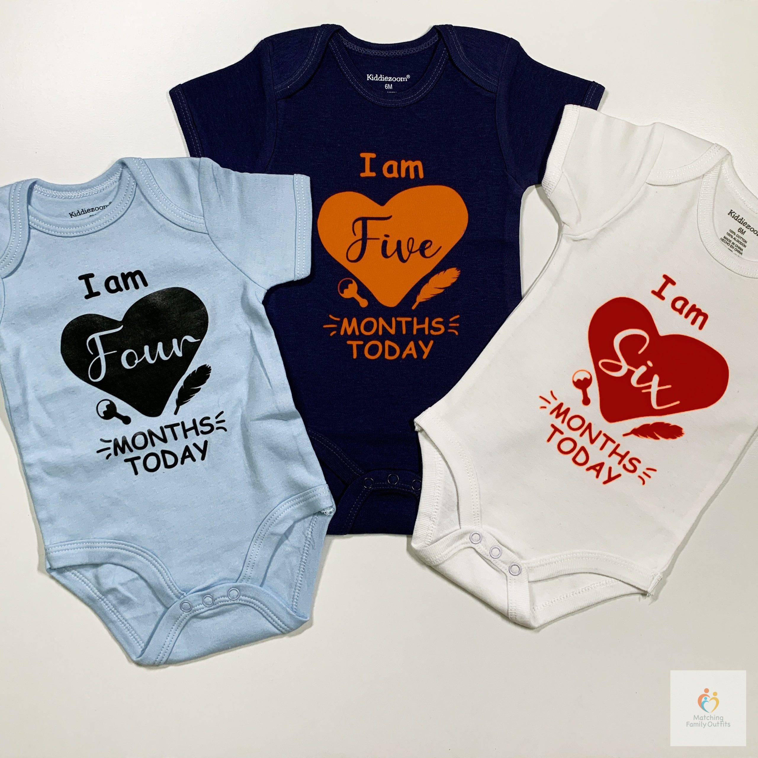 New Born Monthly Milestone Rompers – 3 Pieces Gift Set Box Newborn Baby Gifts Pregnancy Announcement T shirts and Baby S 1