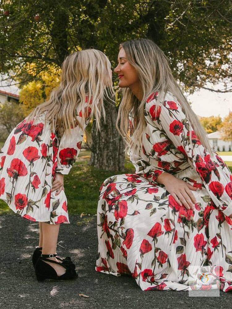 2021 Mom And Daughter Floral Long Sleeve Dress Clothes Family Look Matching Outfits Wedding Party Mommy And Me Long Dres 8